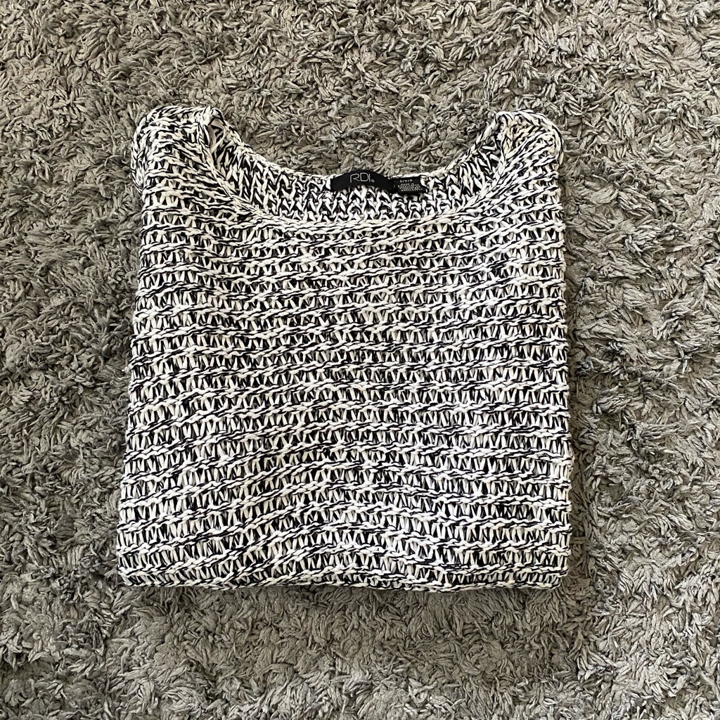 Rdi Sweater